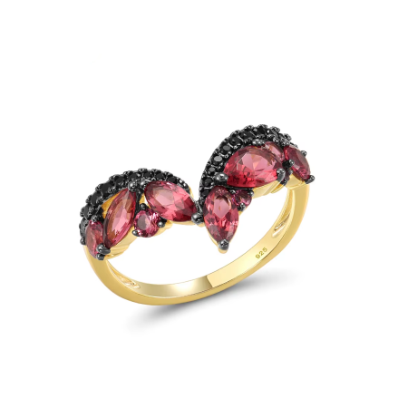 925 Sterling Silver Garnet V-Shape Ring